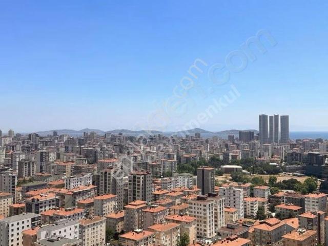 Kadiköy, İstanbul içerisinde kiralık mülk