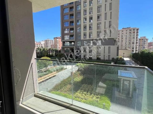 Kadiköy, İstanbul içerisinde kiralık mülk