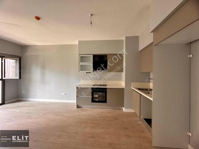 Kadiköy, İstanbul içerisinde kiralık mülk