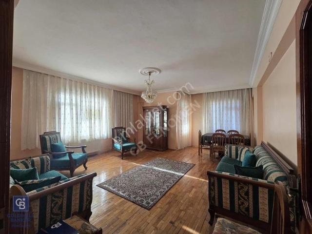 Kadiköy, İstanbul içerisinde satılık mülk