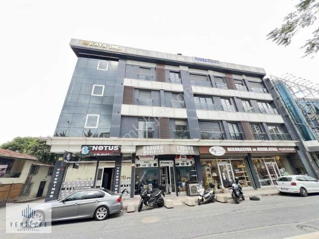 Kadiköy, İstanbul içerisinde kiralık mülk