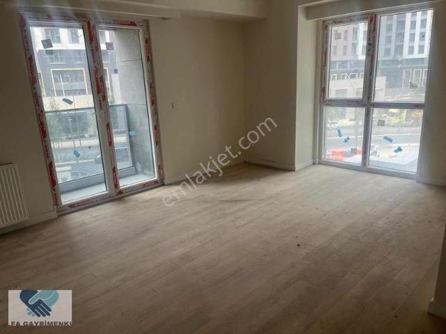 Merdivenköy Mahallesi, Kadıköy içerisinde satılık Residence