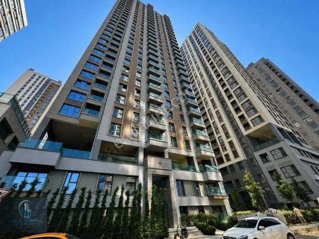 Kadiköy, İstanbul içerisinde kiralık mülk