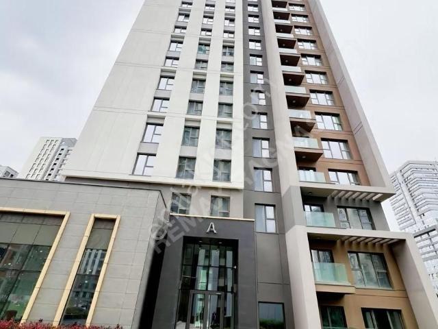 Kadiköy, İstanbul içerisinde kiralık mülk