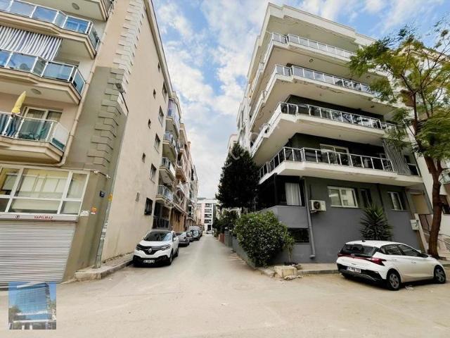 Fikri Altay Mahallesi, Karşıyaka içerisinde kiralık mülk