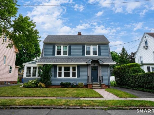 House for sale in Hamden, Connecticut