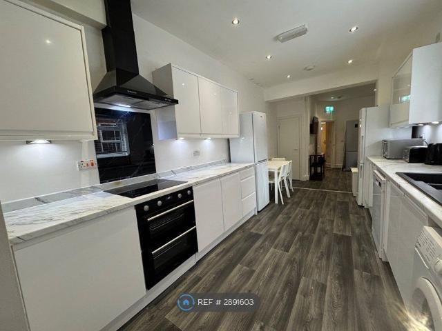 Room for rent in Georgia, Greater Manchester