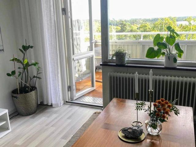 Lägenhet hyra i Farsta stadsdelsområde, Stockholm