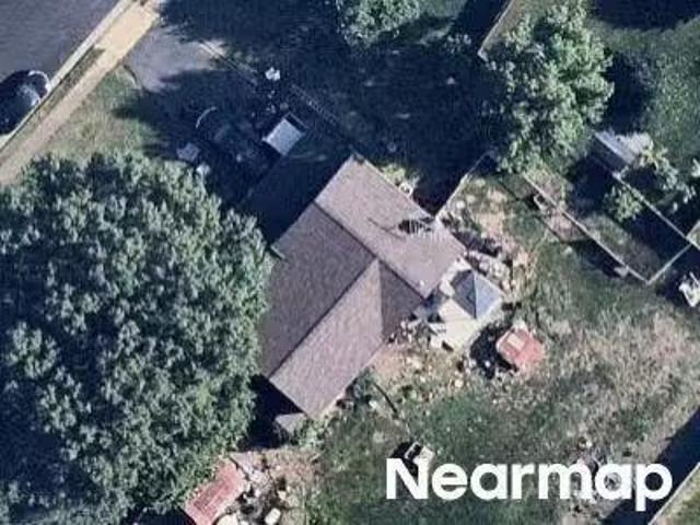House for sale in Centreville