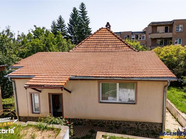 Casă vânzări