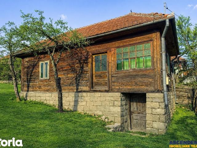 Casă vânzări