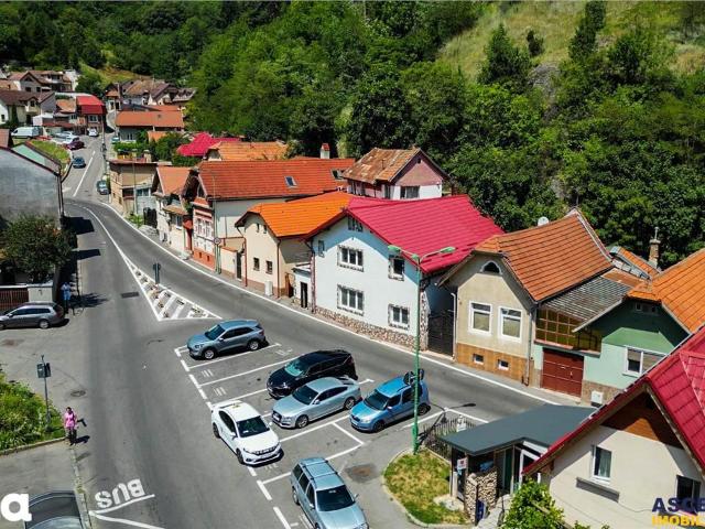 Casă vânzări