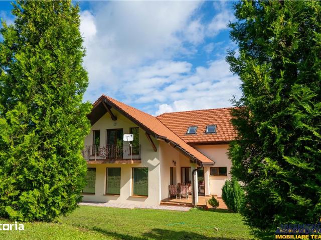 Casă vânzări