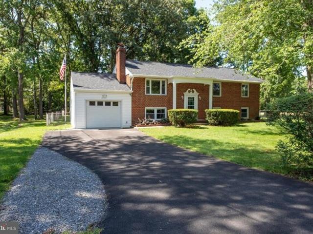 House for sale in California, Maryland