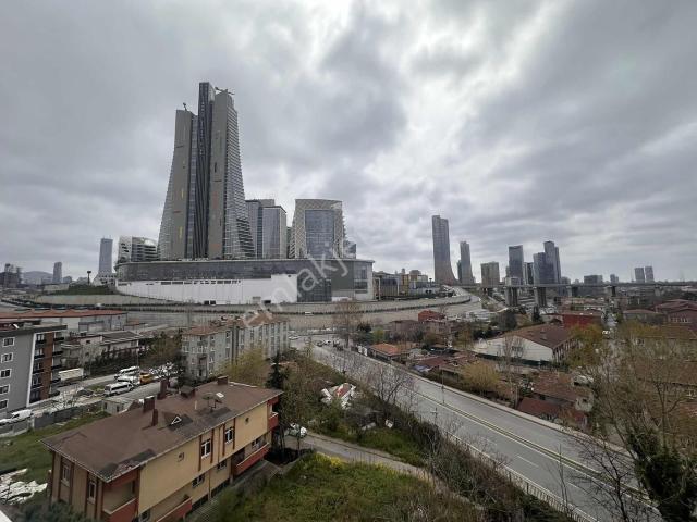 Ümraniye, İstanbul içerisinde satılık mülk
