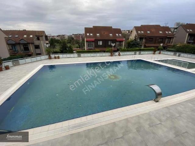 Başakşehir, İstanbul içerisinde satılık Villa