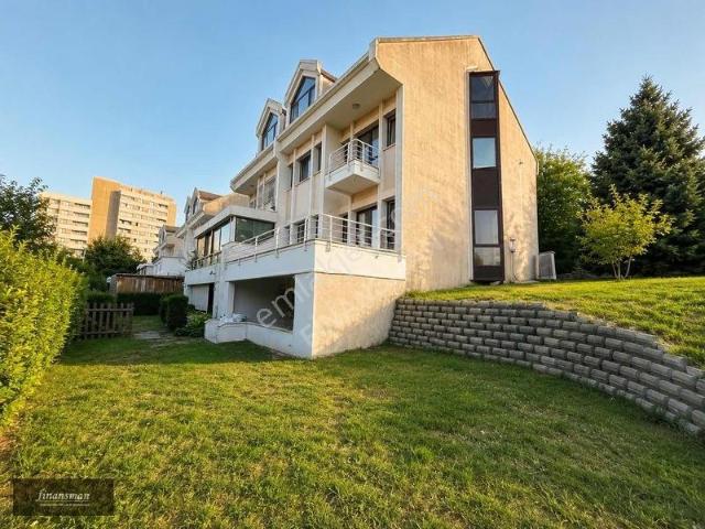 Başakşehir, İstanbul içerisinde satılık Villa