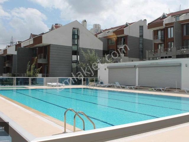Başakşehir, İstanbul içerisinde satılık Villa