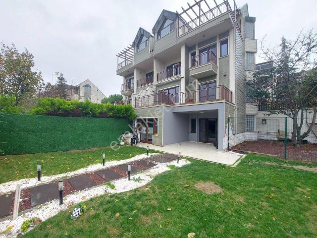 Başakşehir, İstanbul içerisinde satılık Villa