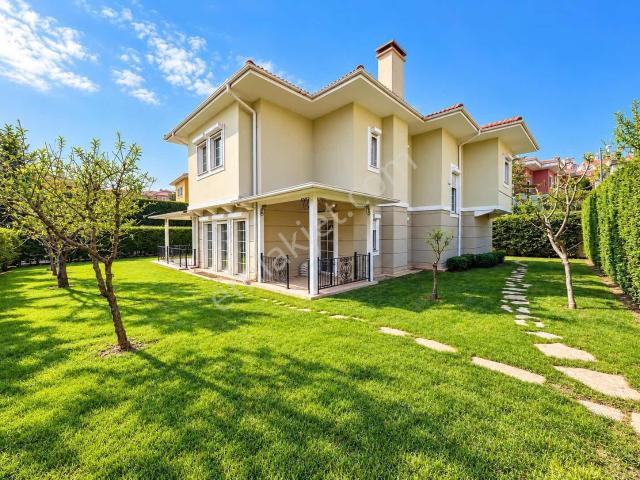 Boğazköy, Başakşehir içerisinde satılık Villa