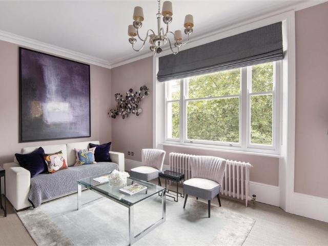 House for rent in Brompton, Greater London