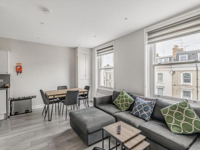 House for rent in Earl's Court, Greater London