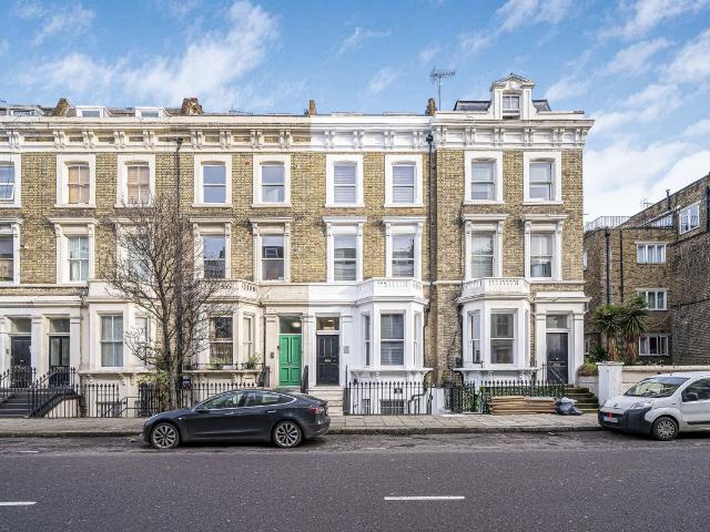 Apartment for rent in Earl's Court, Greater London