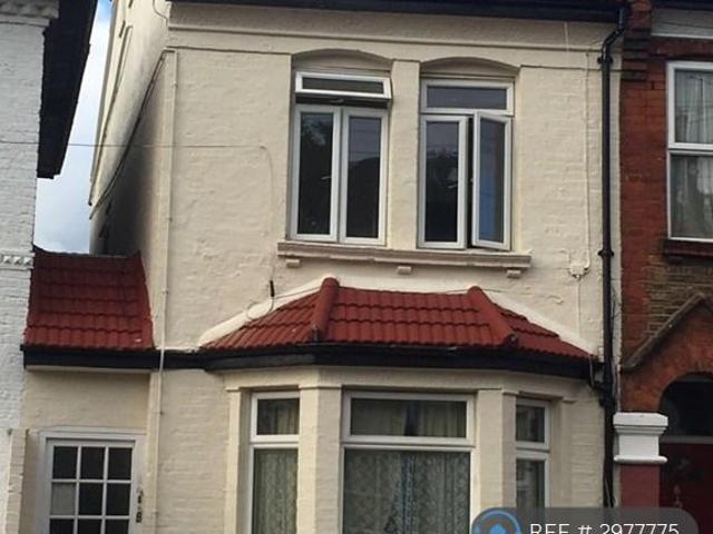 House for rent in London Borough of Merton, Collier's Wood