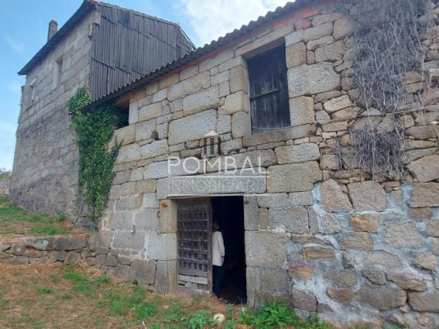 Casa en venta en Bentraces, Ourense