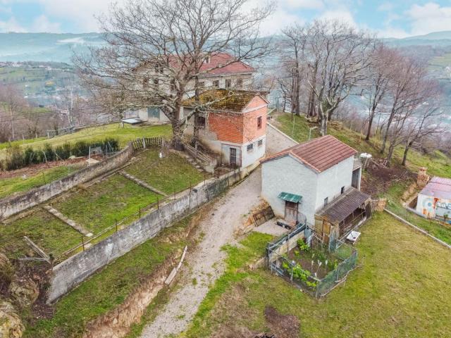 Terreno en venta en Omedines, Langreo
