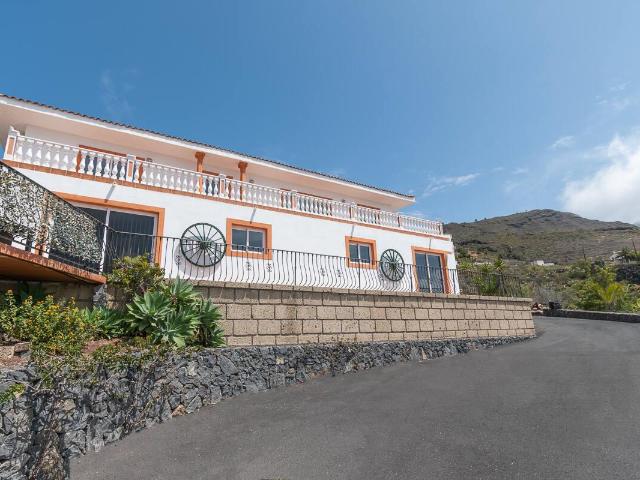 Casa en venta en Fañabé, Adeje