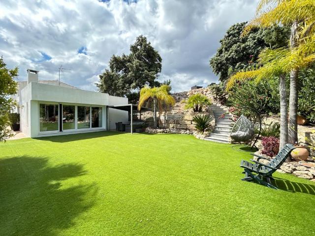Finca en venta en Coín, Urbanización Los Alijares