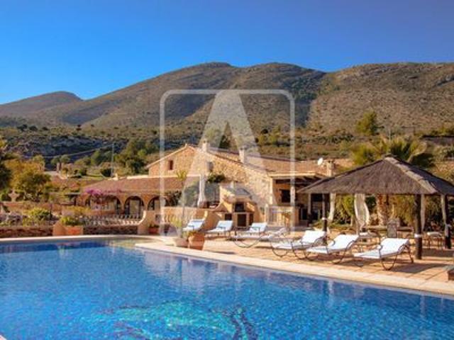Finca en venta en Benissa