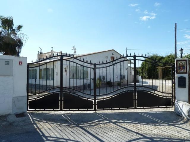 Casa en venta en Las Heredades, el Baix Segura / La Vega Baja