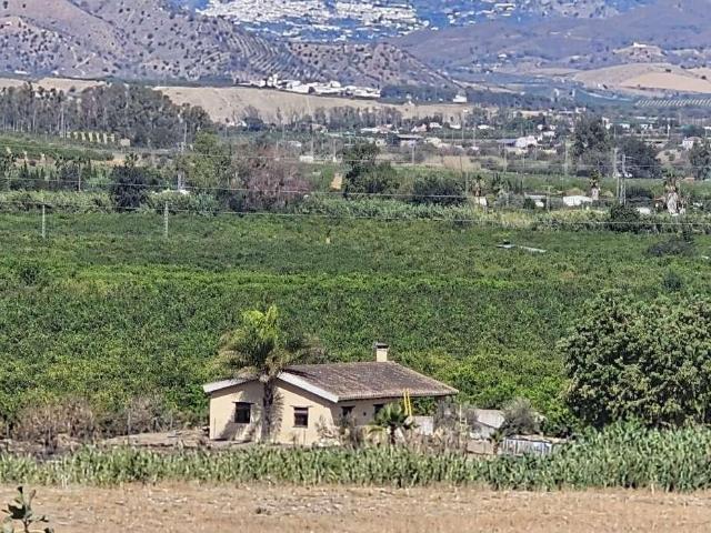Finca en alquiler en Cártama