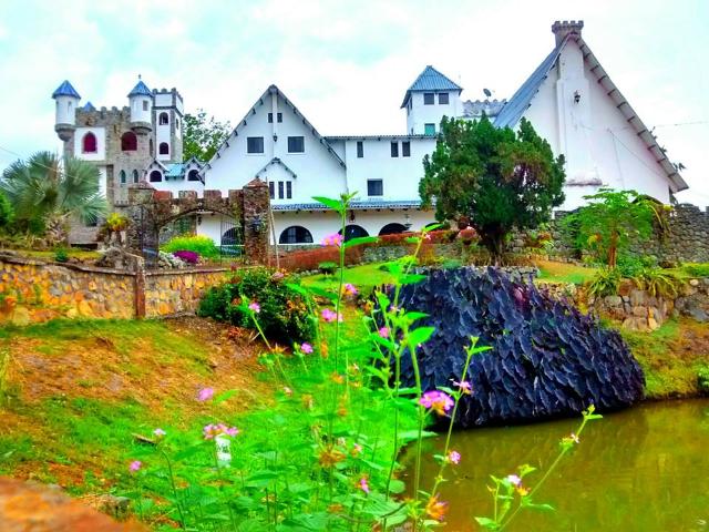 Finca En Arriendo En El Cerrito En Santa Elena A277349