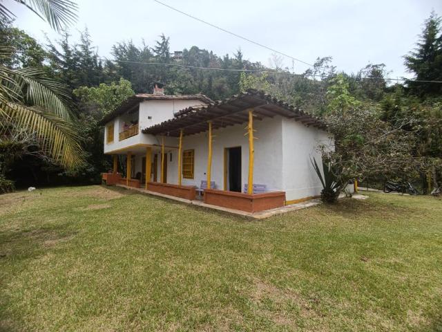 Finca En Arriendo En Guarne A152148