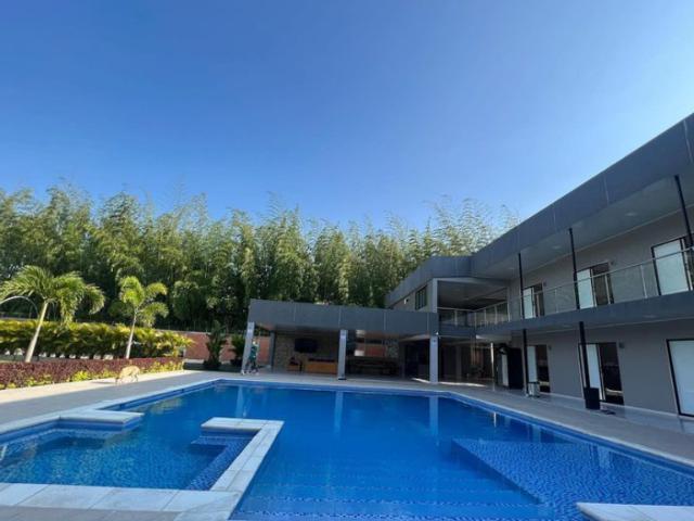 Finca en arriendo en Sur, Palmira