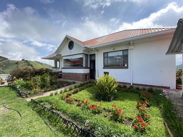 Finca En Arriendo En Zipacon En. A166595