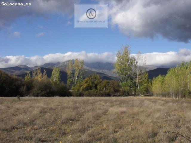 Casa en venta en Candeleda