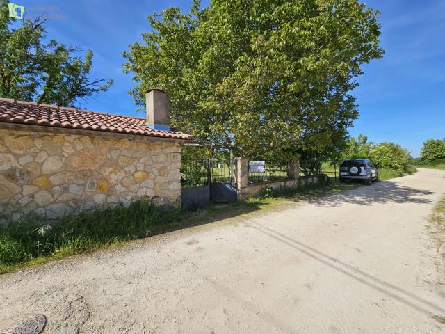Terreno en venta en Modúbar De La Emparedada, Castilla y León