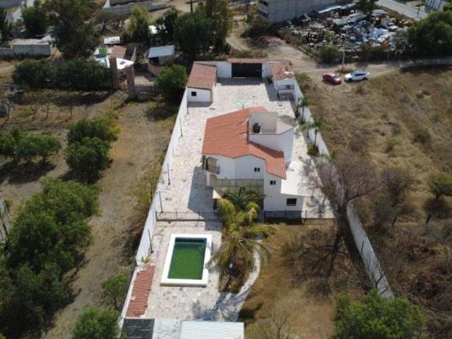 FINCA EN VENTA EN JURIQUILLA