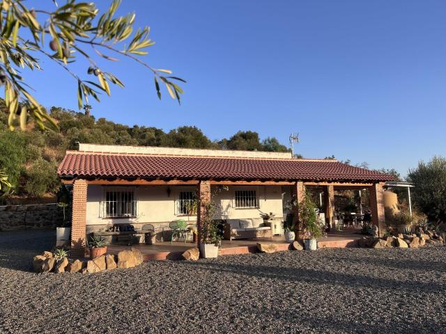 Finca en venta en El Puente, Álora