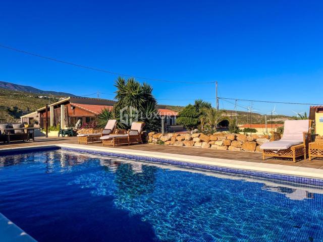Finca en venta en Arico, Canarias