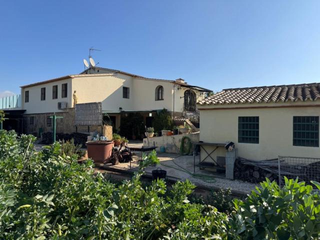 Finca en venta en Benissa