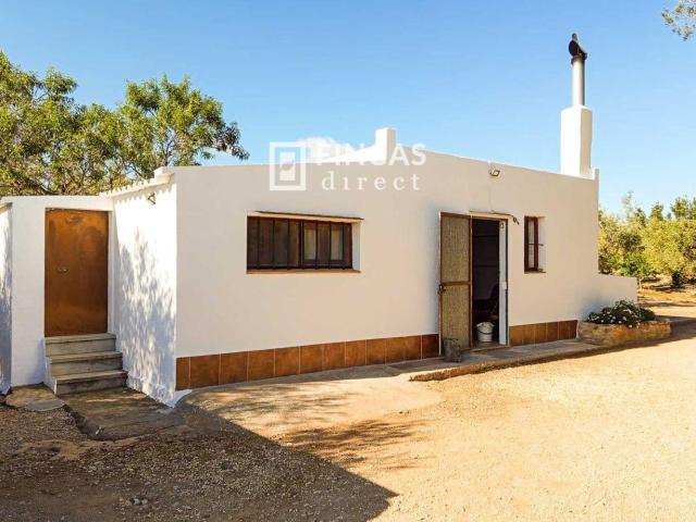 Finca en venta en Camarles