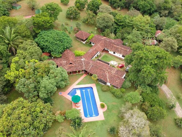 Finca en venta en Carmen de Apicalá, Oriente