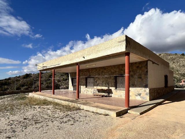 Finca en venta en Crevillent