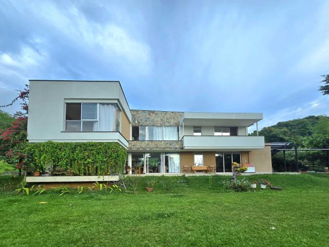 Finca en venta en Sur, El Cerrito