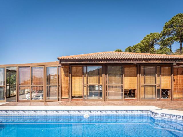 Finca en venta en Estepona Finca en venta en Estepona